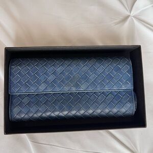 Bottega Veneta Blue Leather Wallet/ Large Wallet.